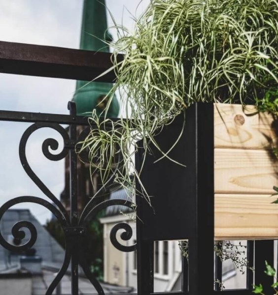 Květináč FRANCE s kovovými boky