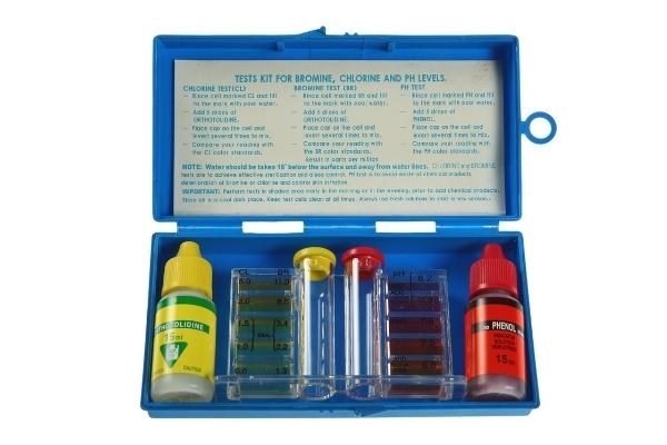 Tester kapičkový (2022)