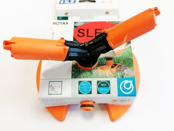 Sprinkler otočný (s podstavcem; dvousměrný)