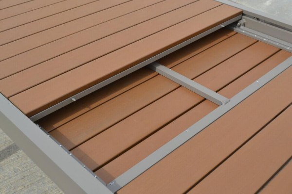 T-kus 90° lep/lep - redukce 32x25 mm