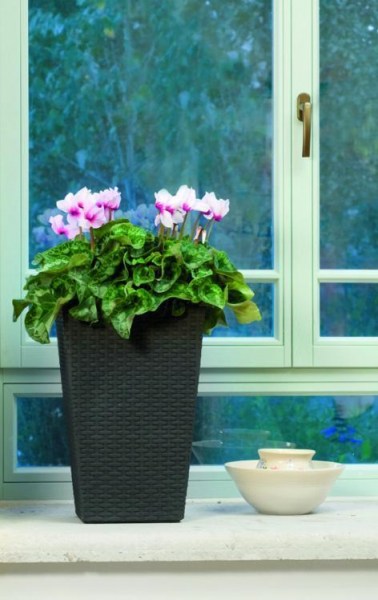 Rattan planter S - hnědý