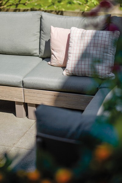 ELEMENTS SIGNATURE zahradní plastový set - walnut