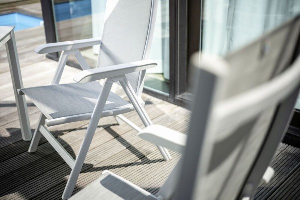 BASIC PLUS polohovací, hliníkové křeslo - bílá/světle šedá