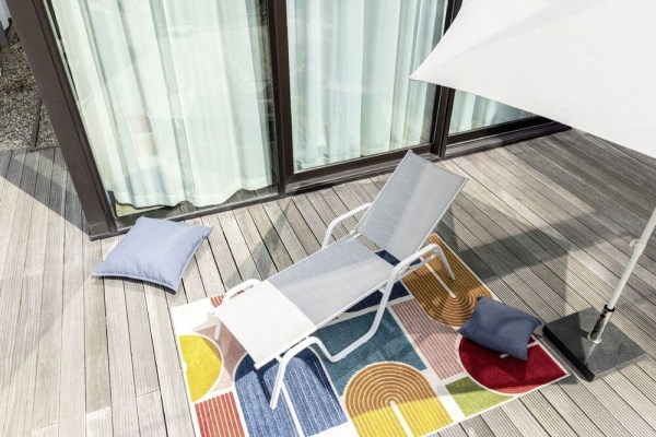 BASIC PLUS hliníkové lehátko - bílá/světle šedá