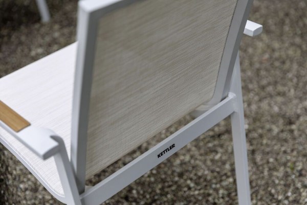 DIAMOND stohovatelné, hliníkové křeslo s teakovými područkami - bílá/krémová