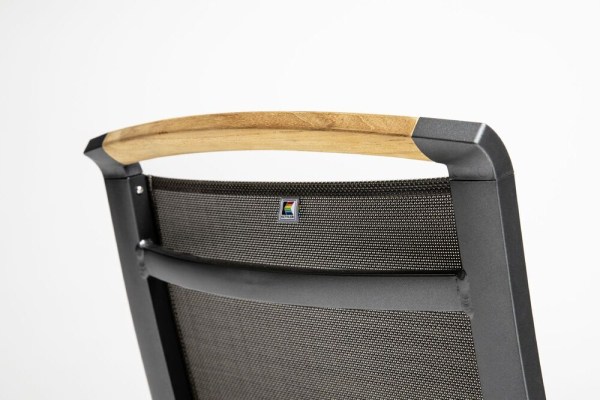 MEMPHIS TEAK stohovatelné, hliníkové křeslo s teakovými područkami - antracit / bronzová