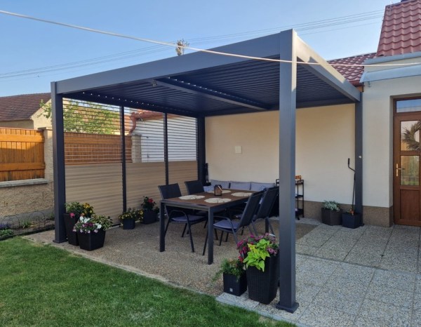 Bioklimatická pergola INTRO DUO 4x4 m, hliník - volně stojící